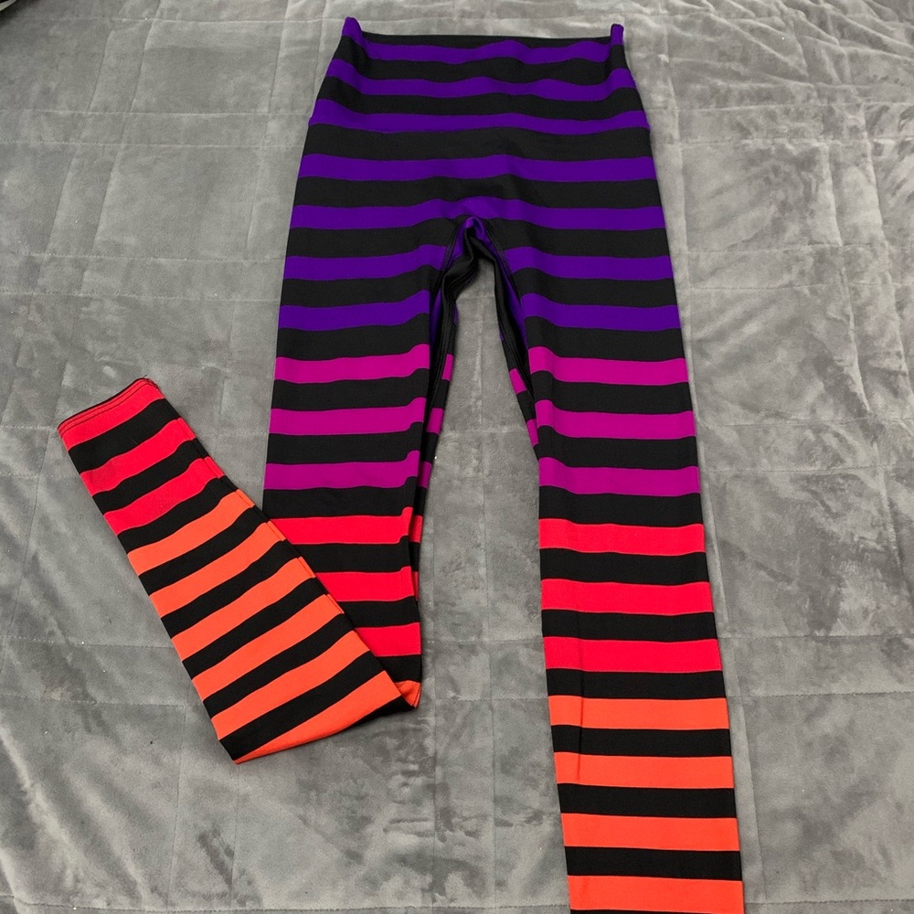 K-DEER full length Sophia leggings. Small.